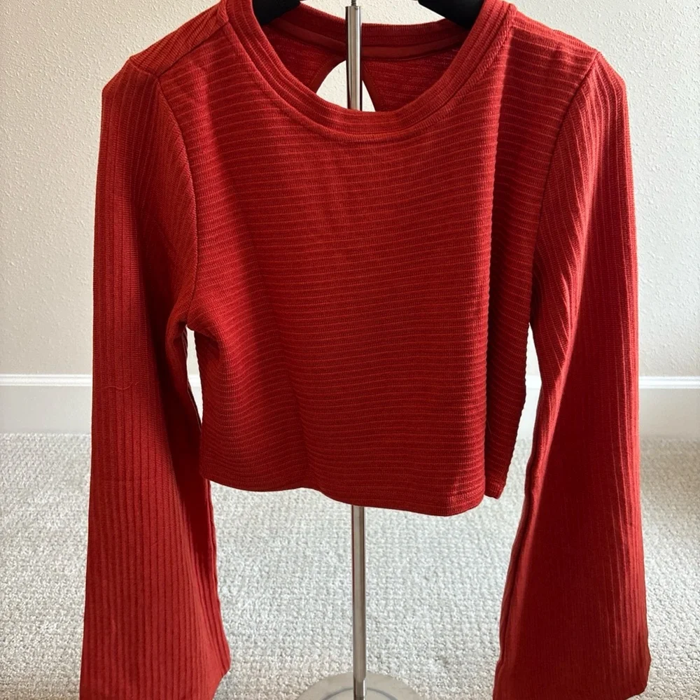 NWT Band of the Free Alize Rust Crop Top Boho Bell Sleeve Ribbed M